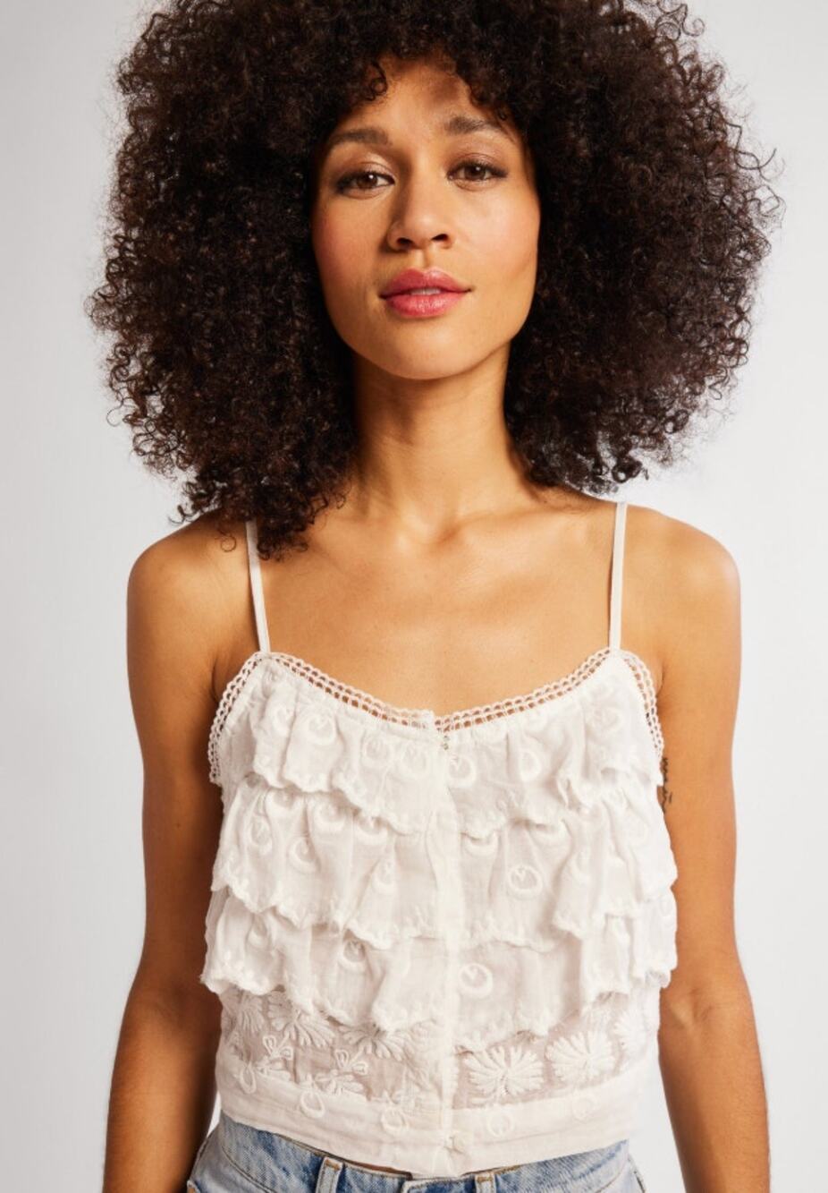 Mille Patti Top White Lace Size XSmall Ruffle Rmantic New with Tags